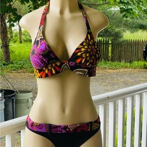 Victoria’s Secret 2 piece halter bikini swimsuit black multi
